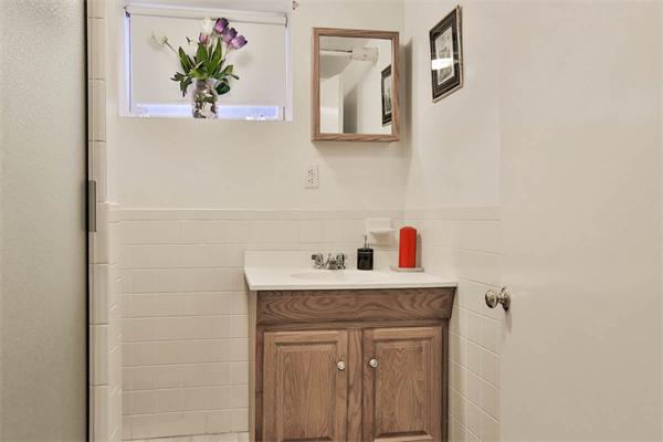 8 Norfolk Road Winchester, MA 01890 - Photo 21 of 25 Gallery Image 21