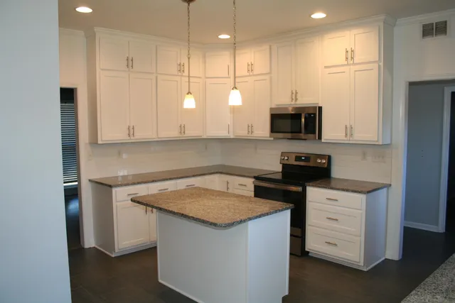 $2,550 | 200 East Nolley Drive, Collierville, TN 38017