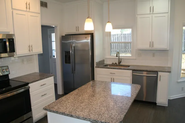 $2,550 | 200 East Nolley Drive, Collierville, TN 38017