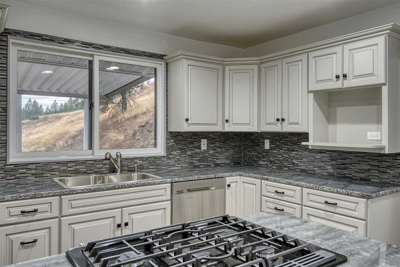 6524 North Forker Road Spokane, WA 99217 - Photo 11 of 50