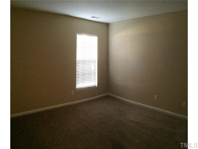 2014 Groundwater Place Raleigh, NC 27610 - Photo 14 of 21 Photo 14
