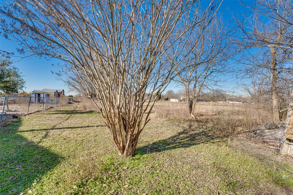 100 Zodiac Strait Road Ferris, TX 75125 - Photo 16 of 19 a view of outdoor space and yard