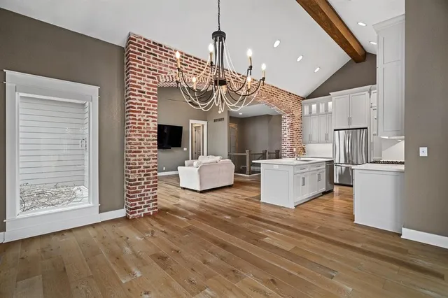 $6,000 | 7438 Village Drive, Prairie Village, KS 66208