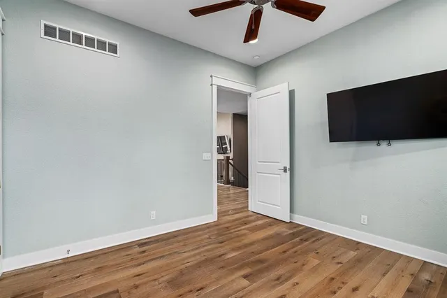 $6,000 | 7438 Village Drive, Prairie Village, KS 66208