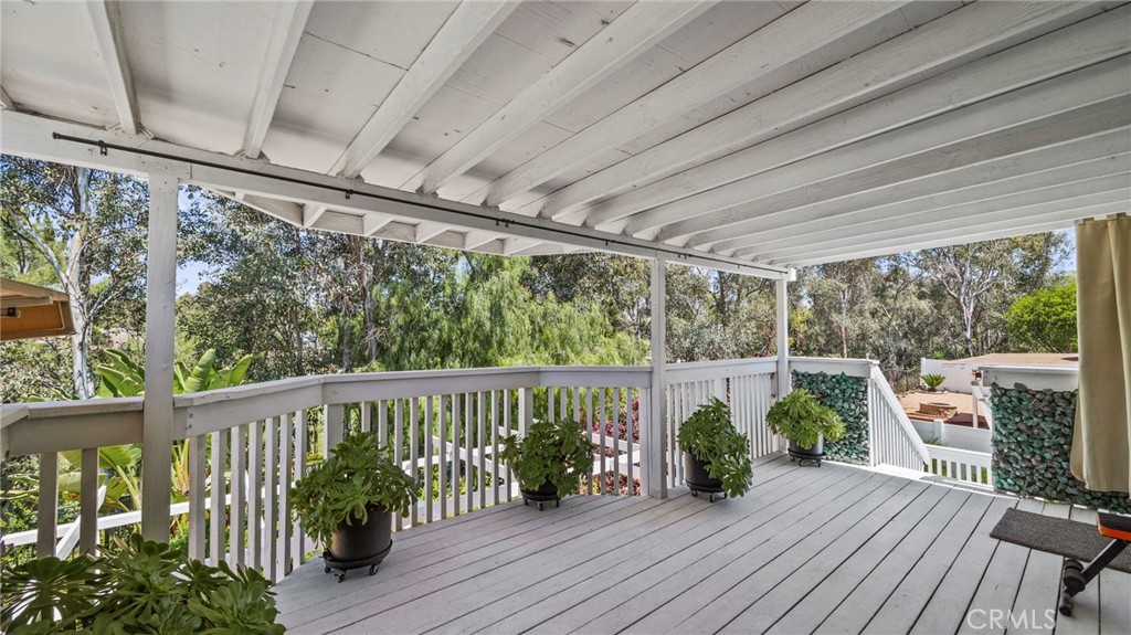 1385 Cresta Road Corona, CA 92879 - Photo 13 of 25