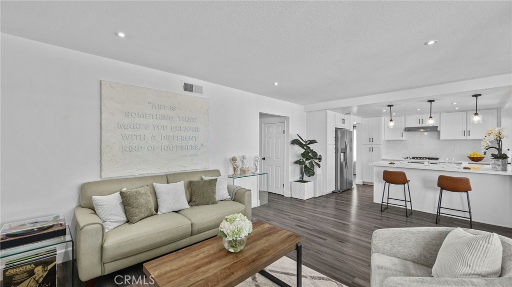 1385 Cresta Road Corona, CA 92879 - Photo 5 of 25