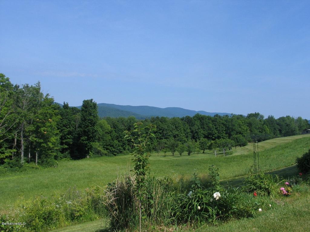 511 Stratton Road Williamstown, MA 01267 - Photo 3 of 44 View