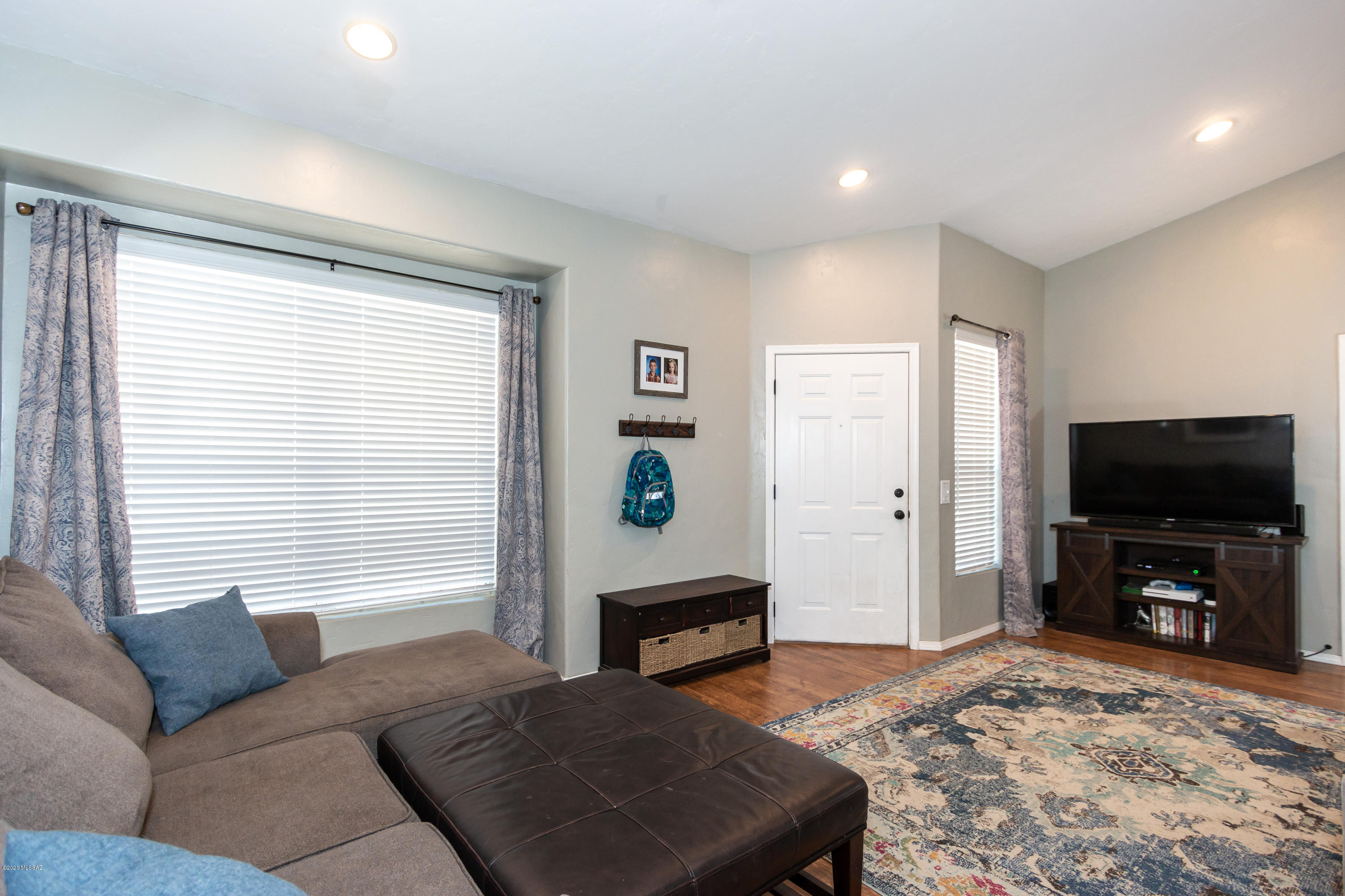 7215 West Rivulet Drive Tucson, AZ 85743 - Photo 3 of 46