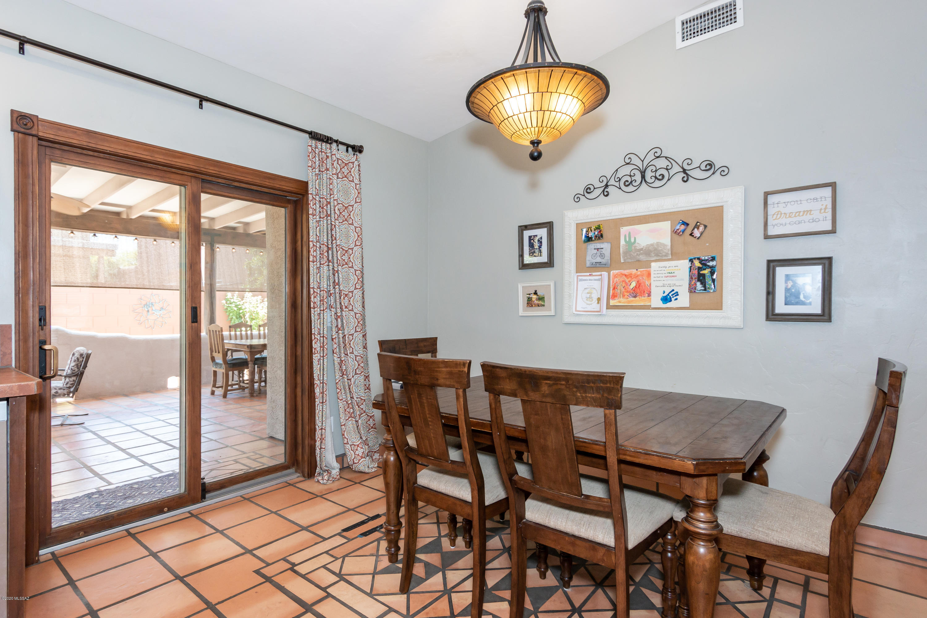 7215 West Rivulet Drive Tucson, AZ 85743 - Photo 7 of 46