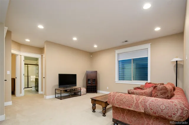 $6,000 | 2230 Spruce Street, Denver, CO 80238