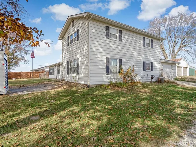 $259,900 | 7057 Highway 156, Waterloo, IL 62298