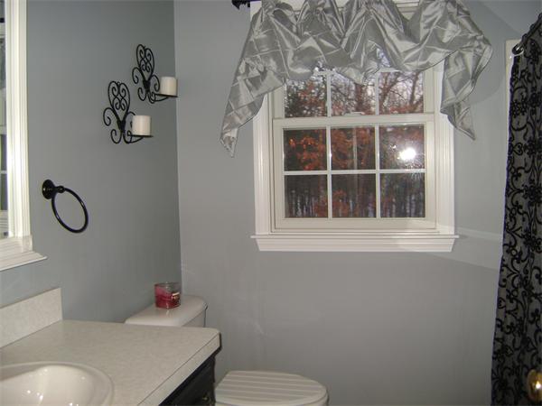269 Hillcrest Road Northbridge, MA 01588 - Photo 8 of 16 a bathroom with a sink and toilet