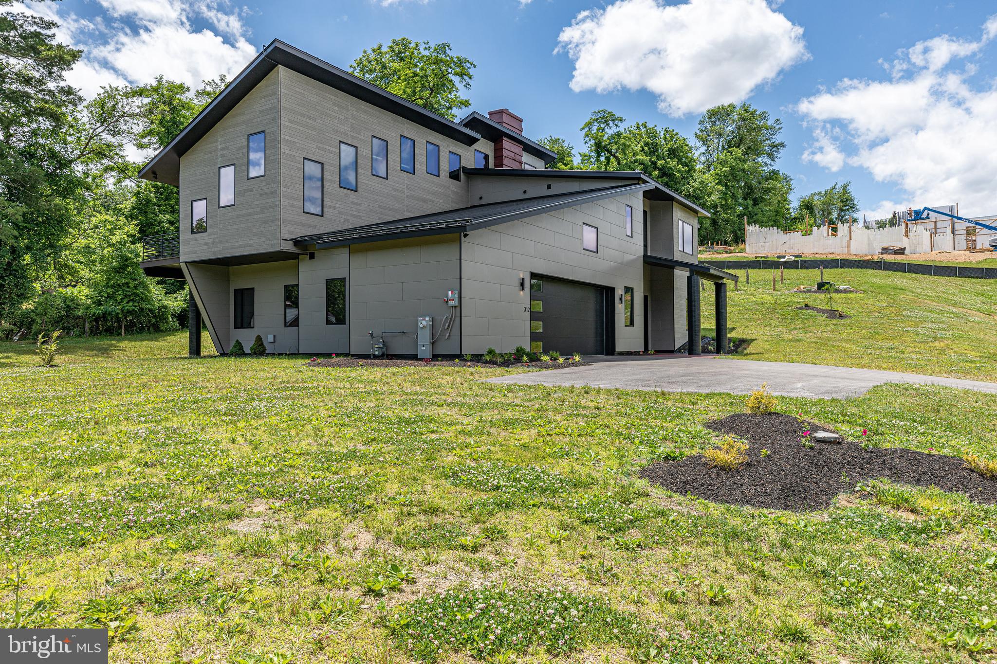 312 Ridge Road Westminster, MD 21157 - Photo 4 of 50