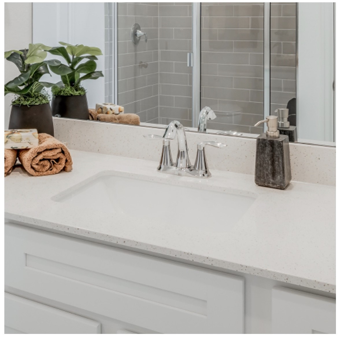 2209 Via Isa Lane Houston, TX 77051 - Photo 14 of 14 Pictures are not of actual home for sale. They are representative of home of same plan.