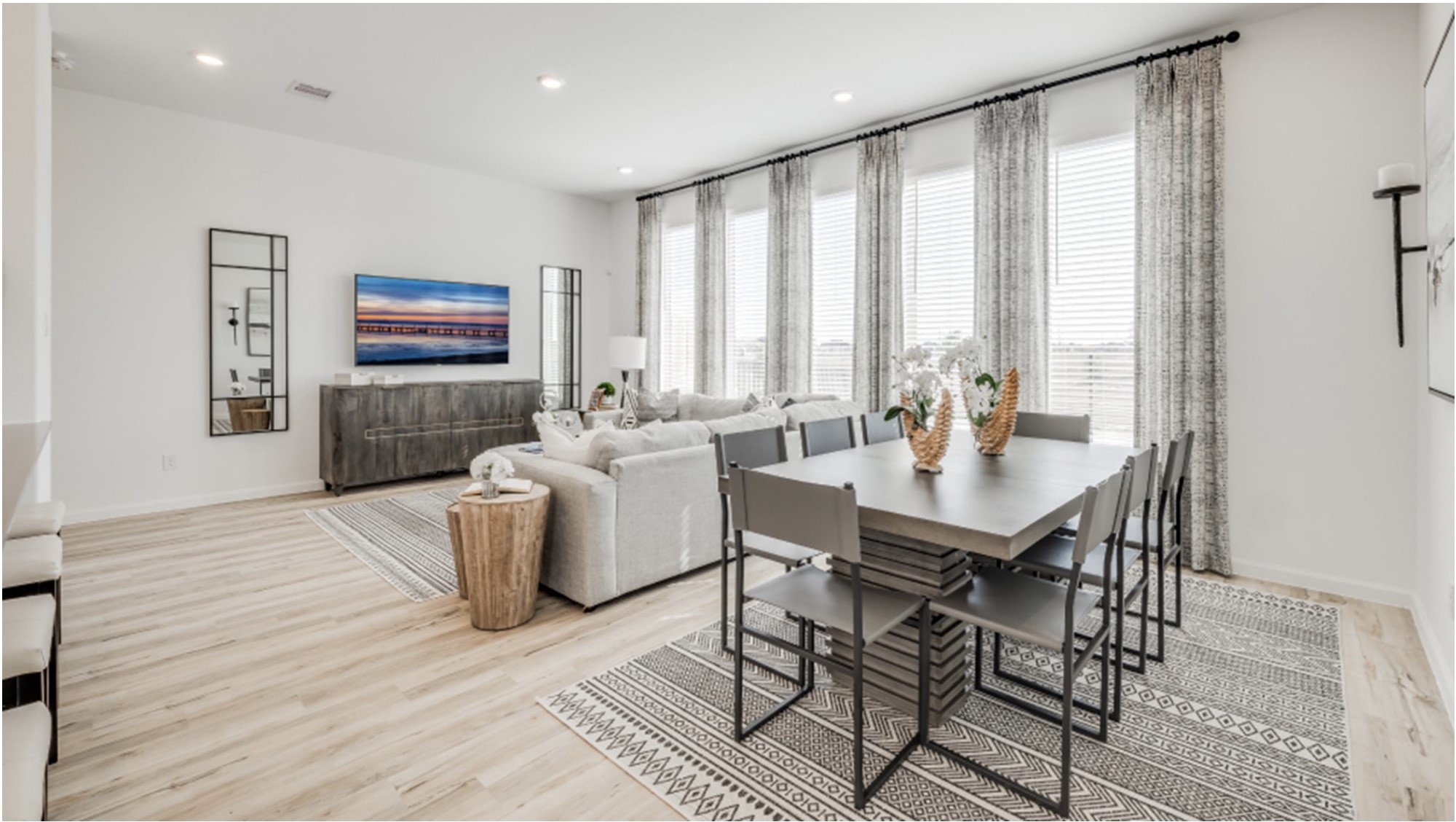 2209 Via Isa Lane Houston, TX 77051 - Photo 7 of 14 Pictures are not of actual home for sale. They are representative of home of same plan.