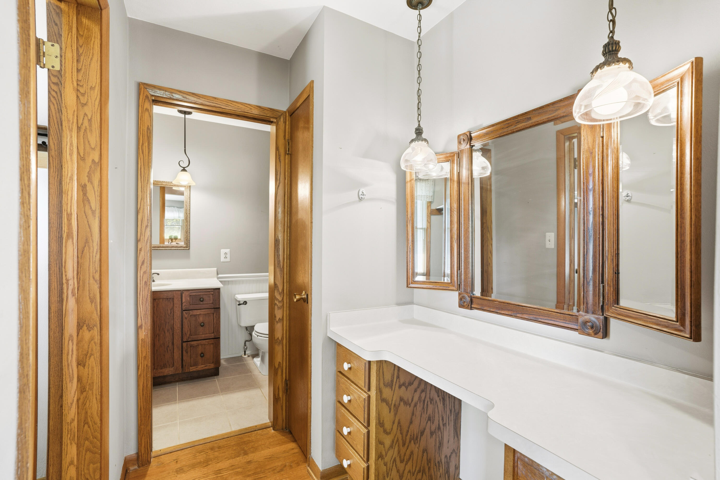 4514 Ridgecrest Drive Mount Pleasant, WI 53403 - Photo 17 of 29 Primary Bath