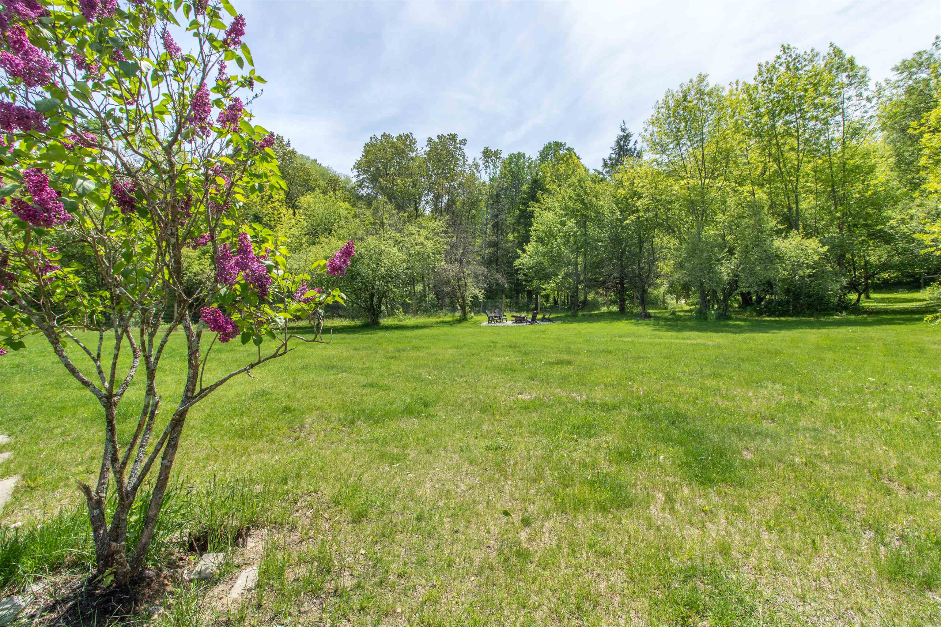2111 Beebe Road Derby, VT 05855 - Photo 40 of 44