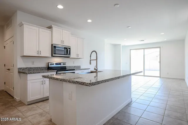 $2,195 | 4355 West Allen Street, Laveen, AZ 85339