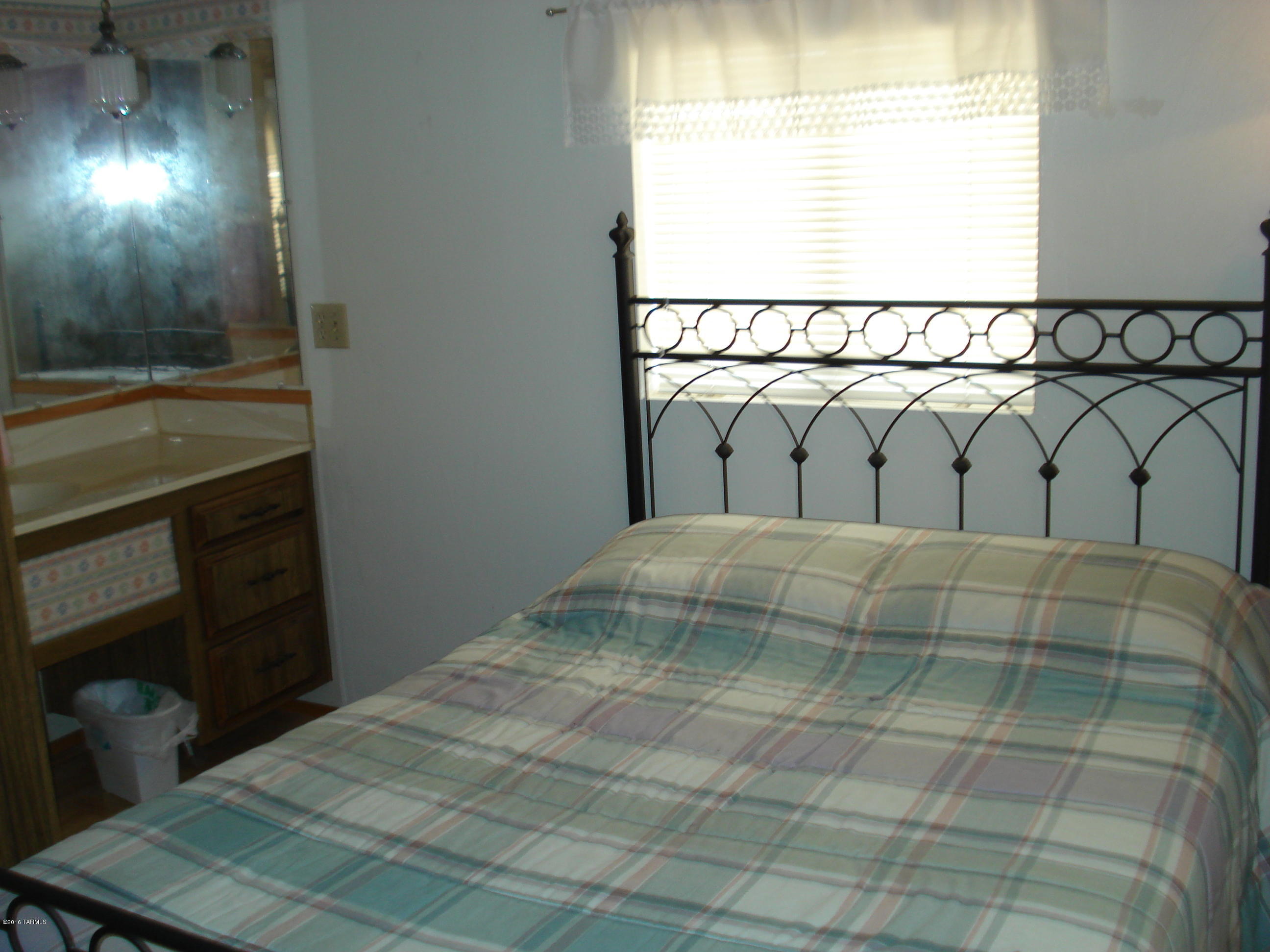 5562 West Rafter Cir Street Tucson, AZ 85713 - Photo 7 of 29 Gallery Image 7