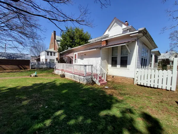 $589,000 | 213 Pulaski Street, Lawrenceburg, TN 38464