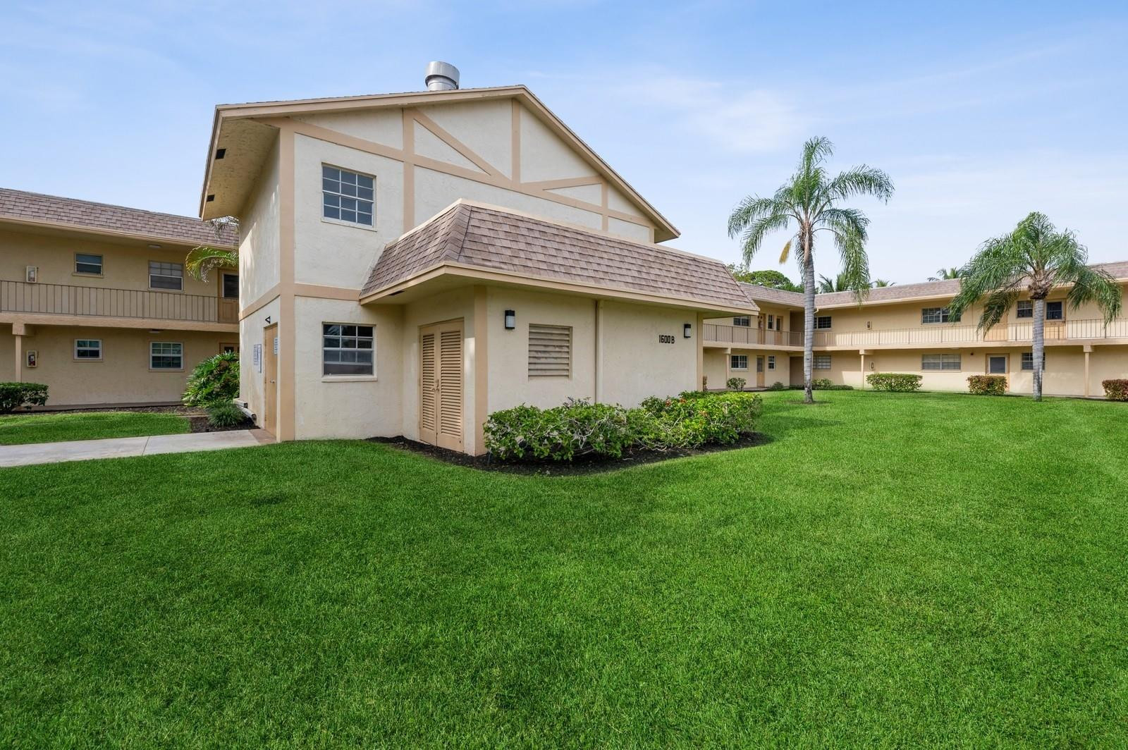 1600 Dover Road, Unit 104B Delray Beach, FL 33445 - Photo 3 of 19 Photo 3