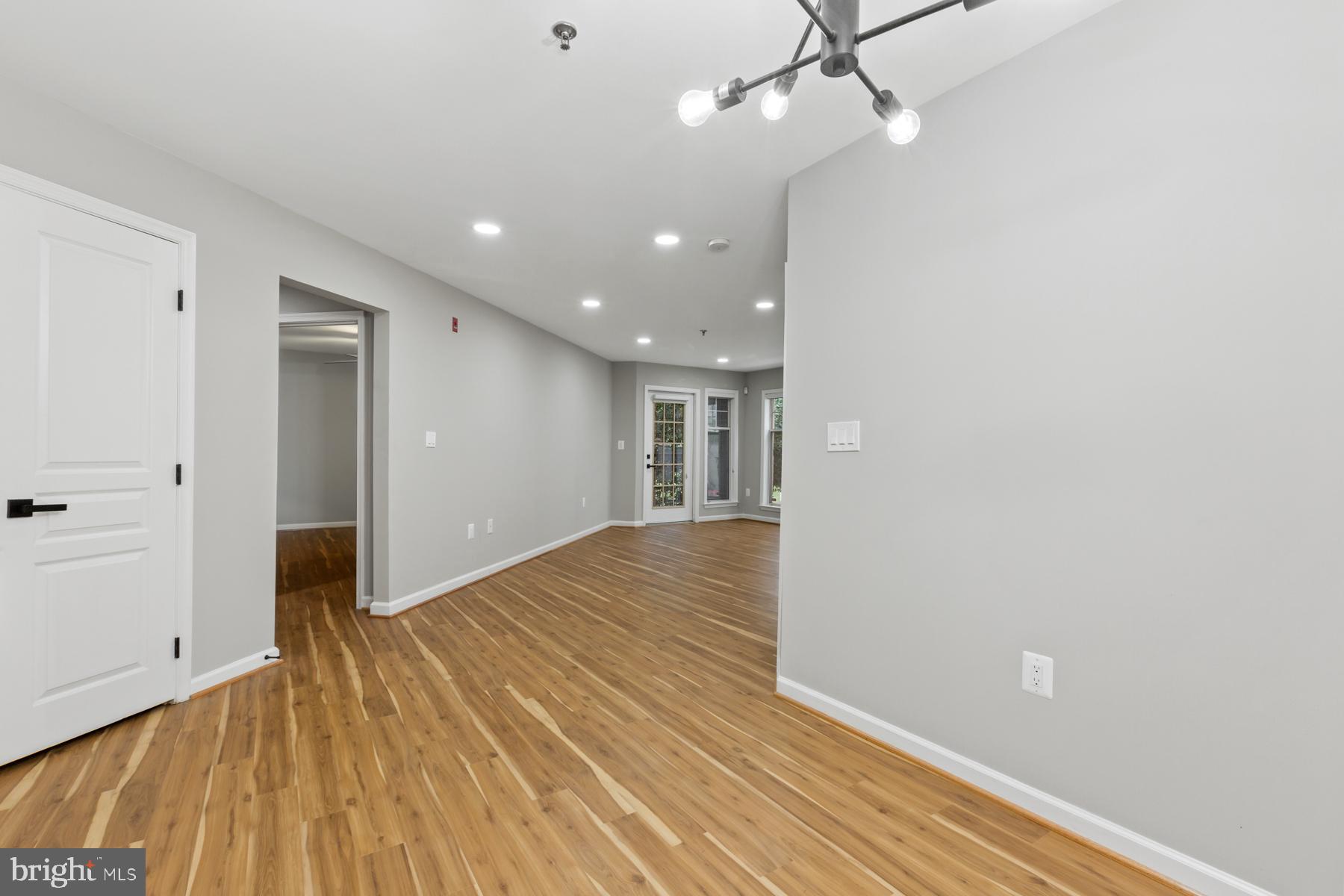 5563 Seminary Road, Unit 109 Falls Church, VA 22041 - Photo 16 of 32