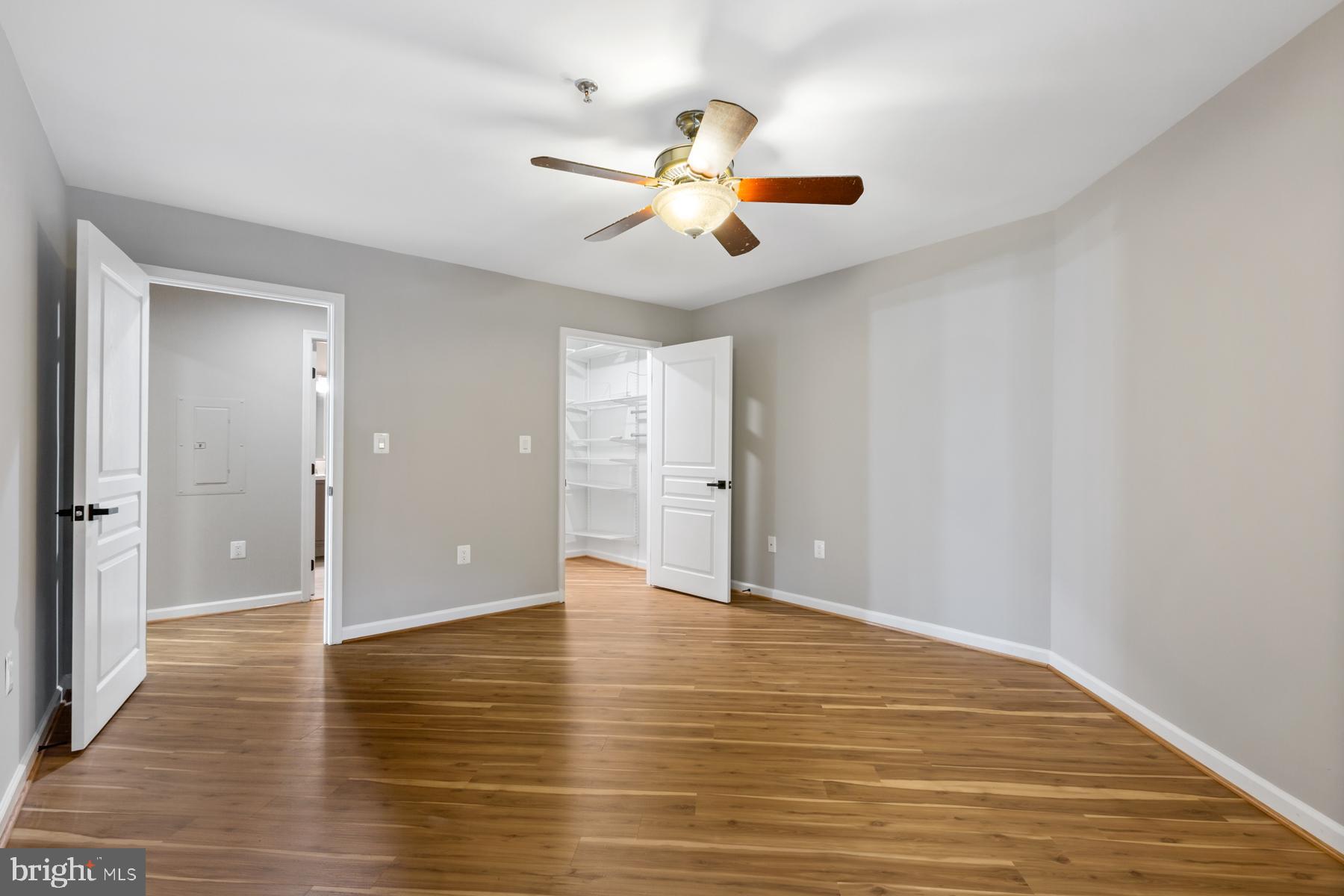 5563 Seminary Road, Unit 109 Falls Church, VA 22041 - Photo 25 of 32