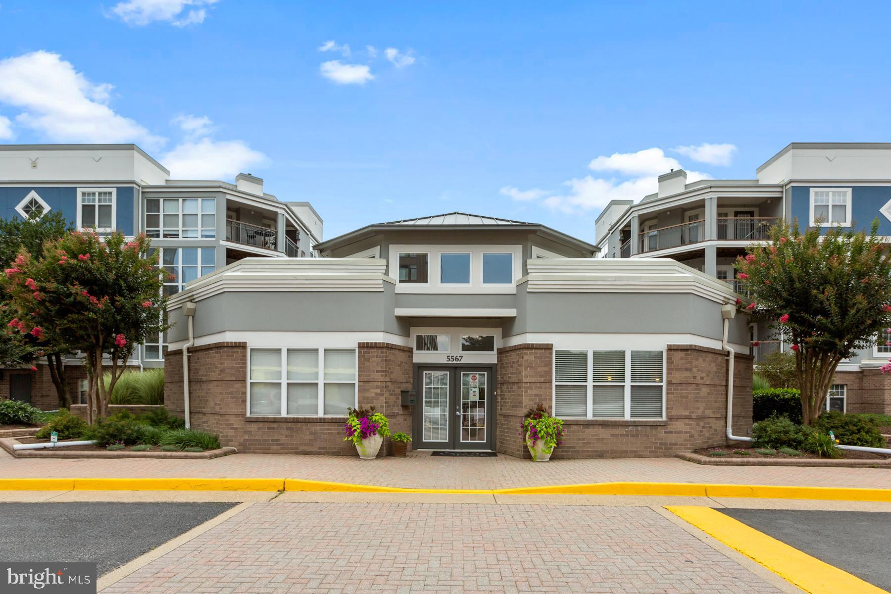 5563 Seminary Road, Unit 109 Falls Church, VA 22041 - Photo 5 of 32