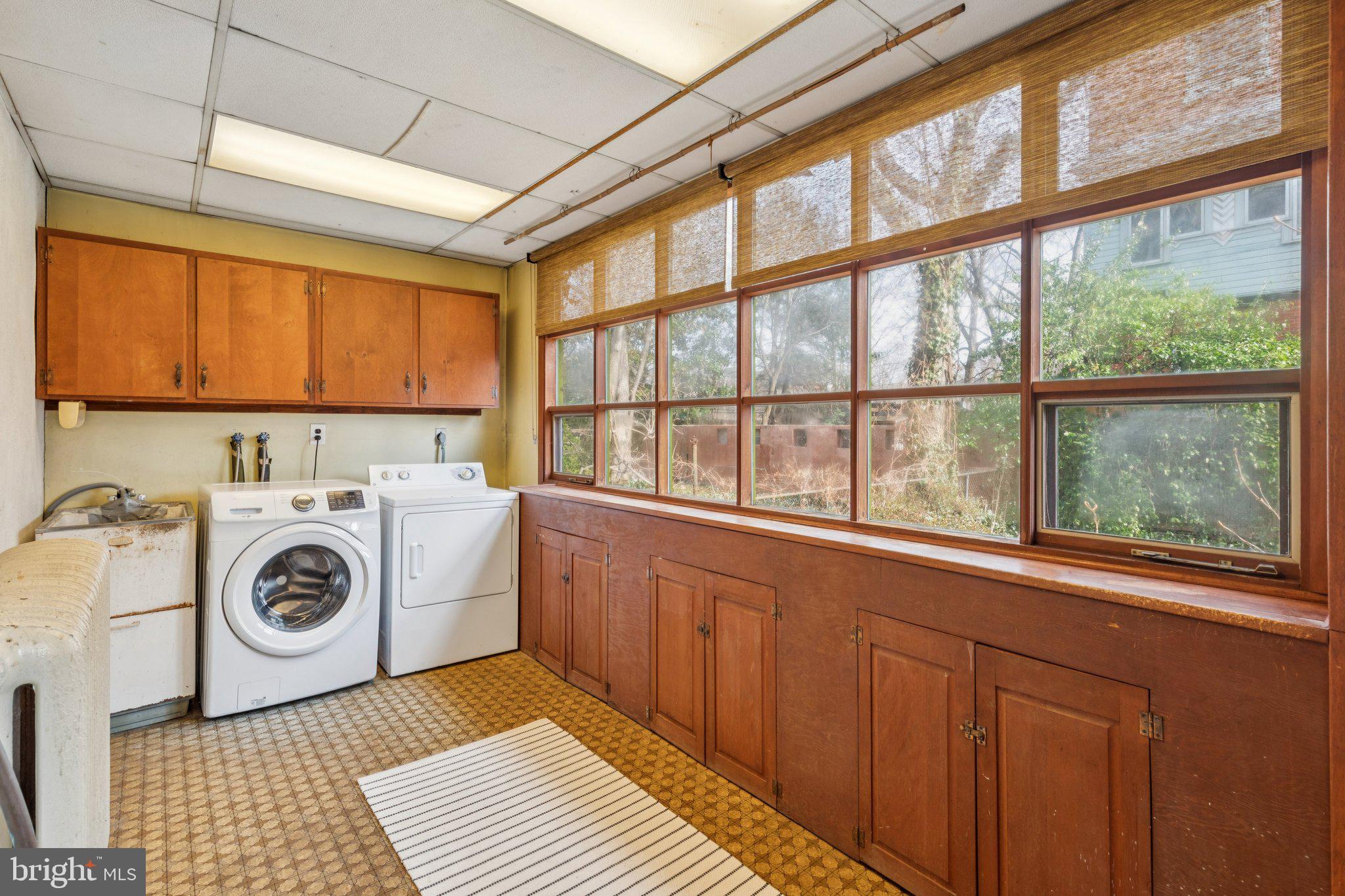 4722 Springfield Avenue Philadelphia, PA 19143 - Photo 11 of 33