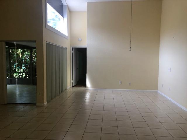 20811 Via Valencia Drive Boca Raton, FL 33433 - Photo 4 of 12 IMG_7548