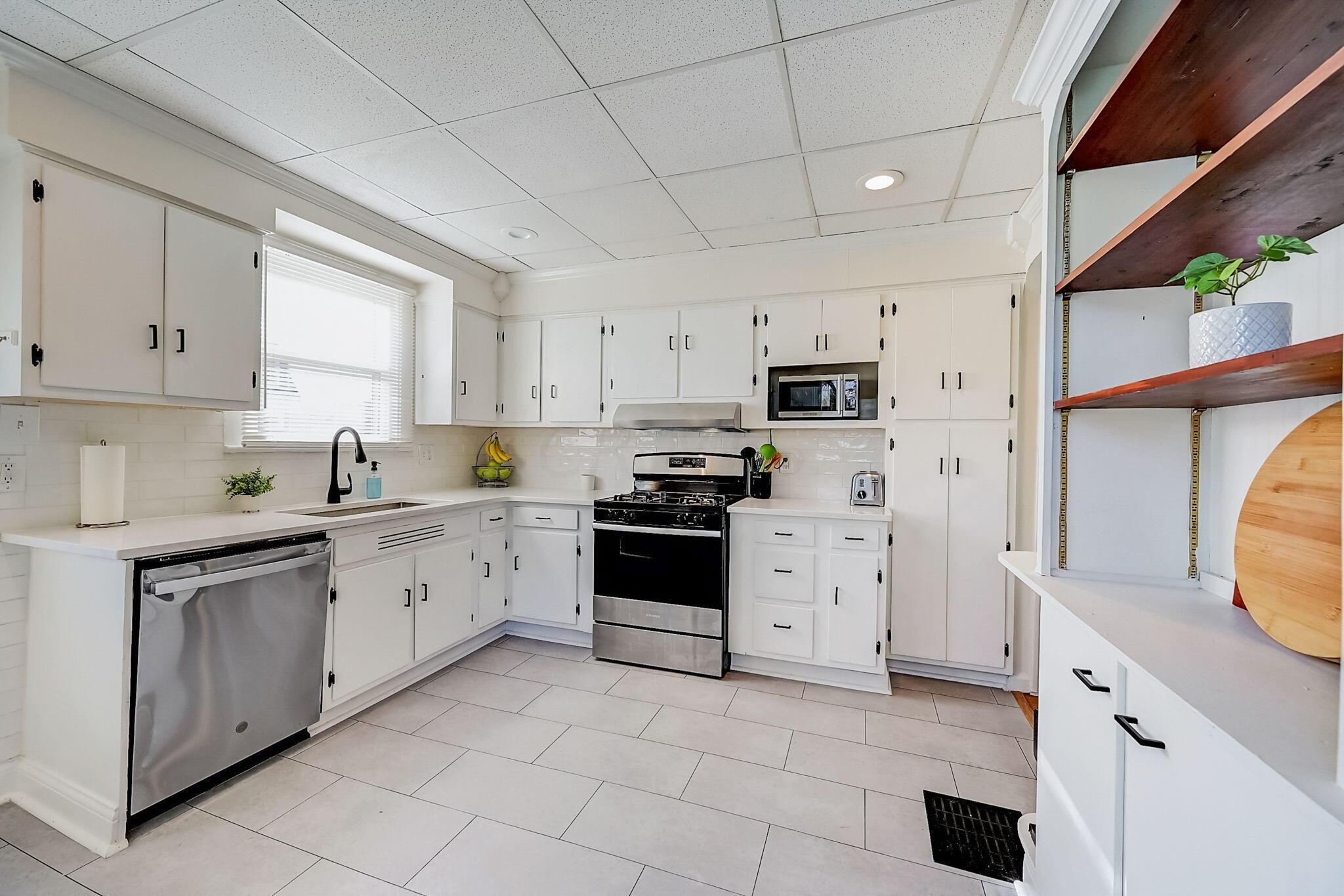 1139 Mulford Road Columbus, OH 43212 - Photo 23 of 57 32-web-or-mls-Mulford Rd-030