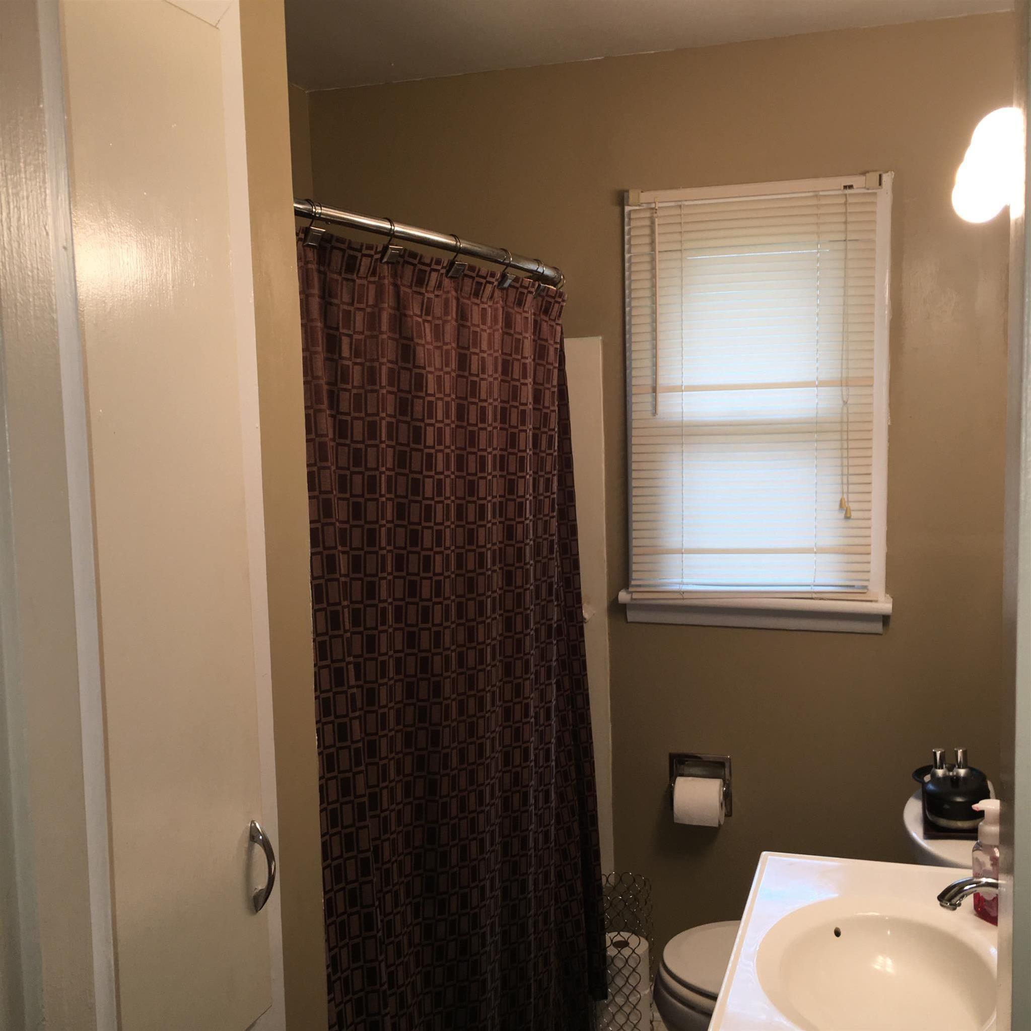 602 Rickenbacker Drive Tullahoma, TN 37388 - Photo 5 of 18 Gallery Image 5