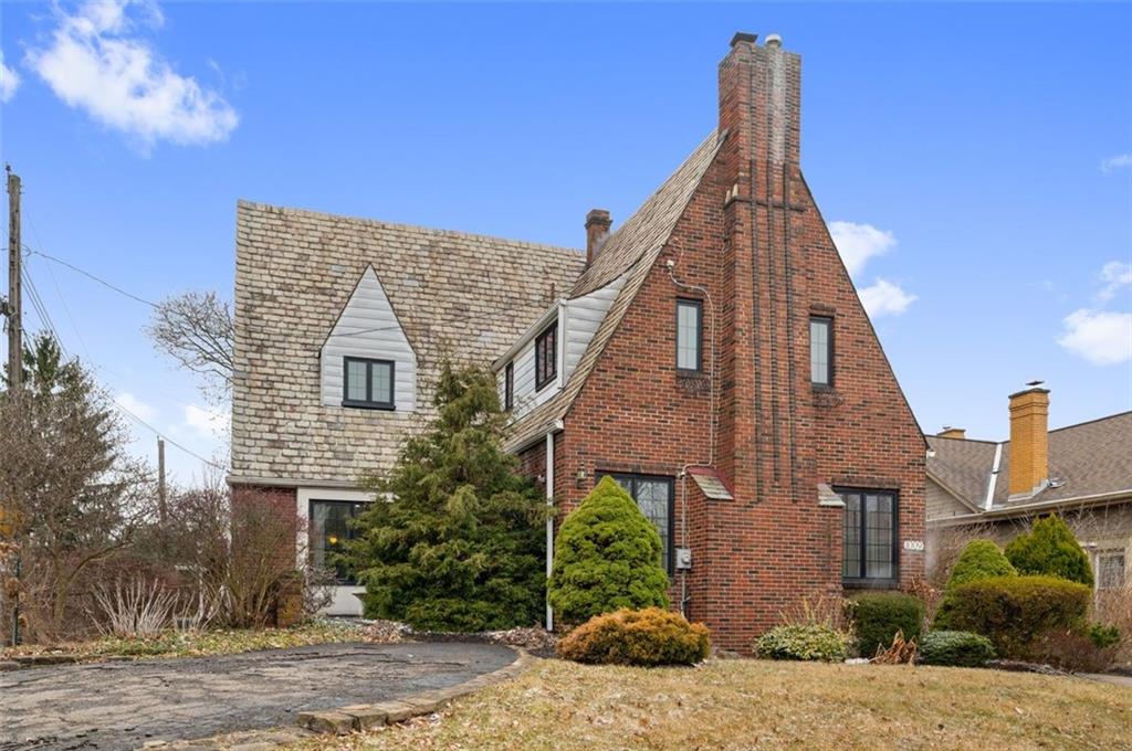 1009 Cochran Road Pittsburgh, PA 15243 - Photo 1 of 28 Gallery Image 1