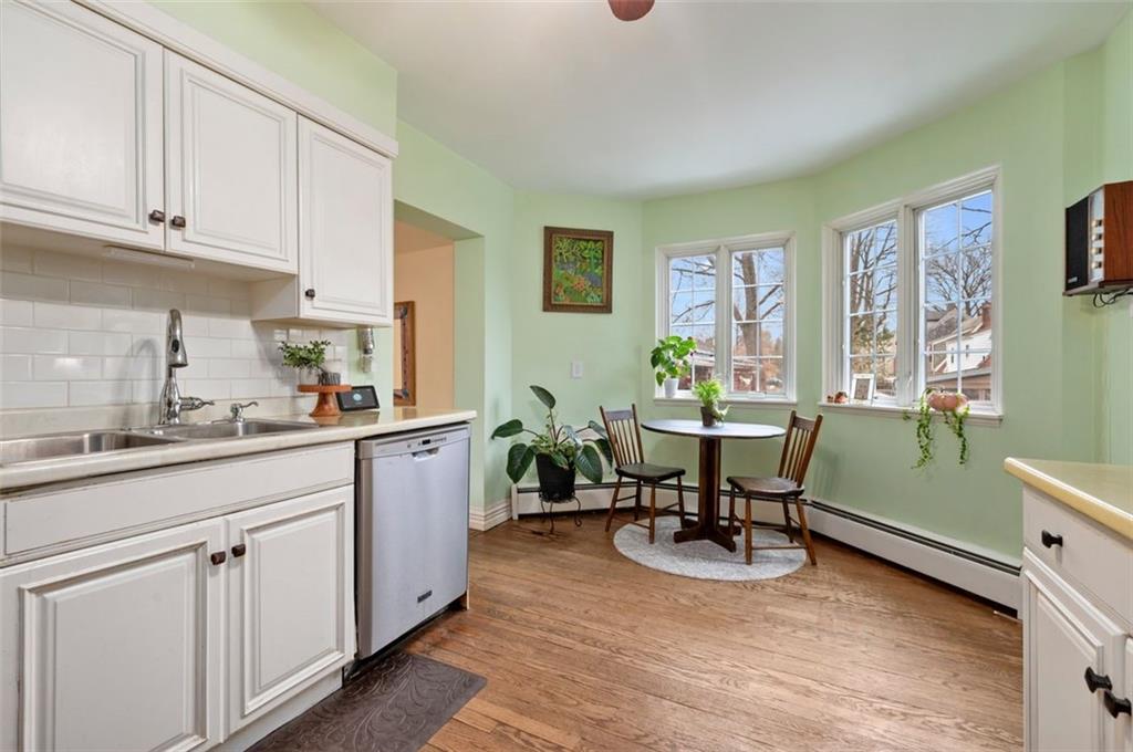 1009 Cochran Road Pittsburgh, PA 15243 - Photo 13 of 28 Gallery Image 13