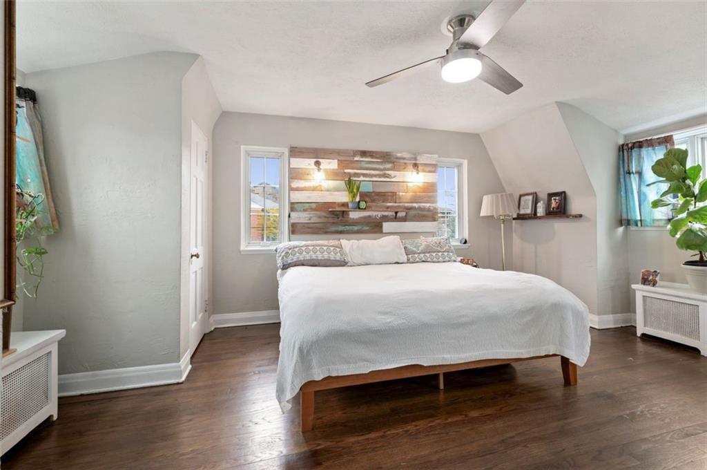 1009 Cochran Road Pittsburgh, PA 15243 - Photo 18 of 28 Gallery Image 18