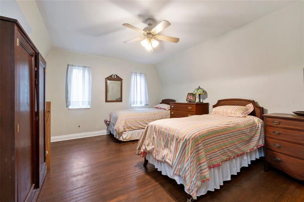1009 Cochran Road Pittsburgh, PA 15243 - Photo 22 of 28 Gallery Image 22