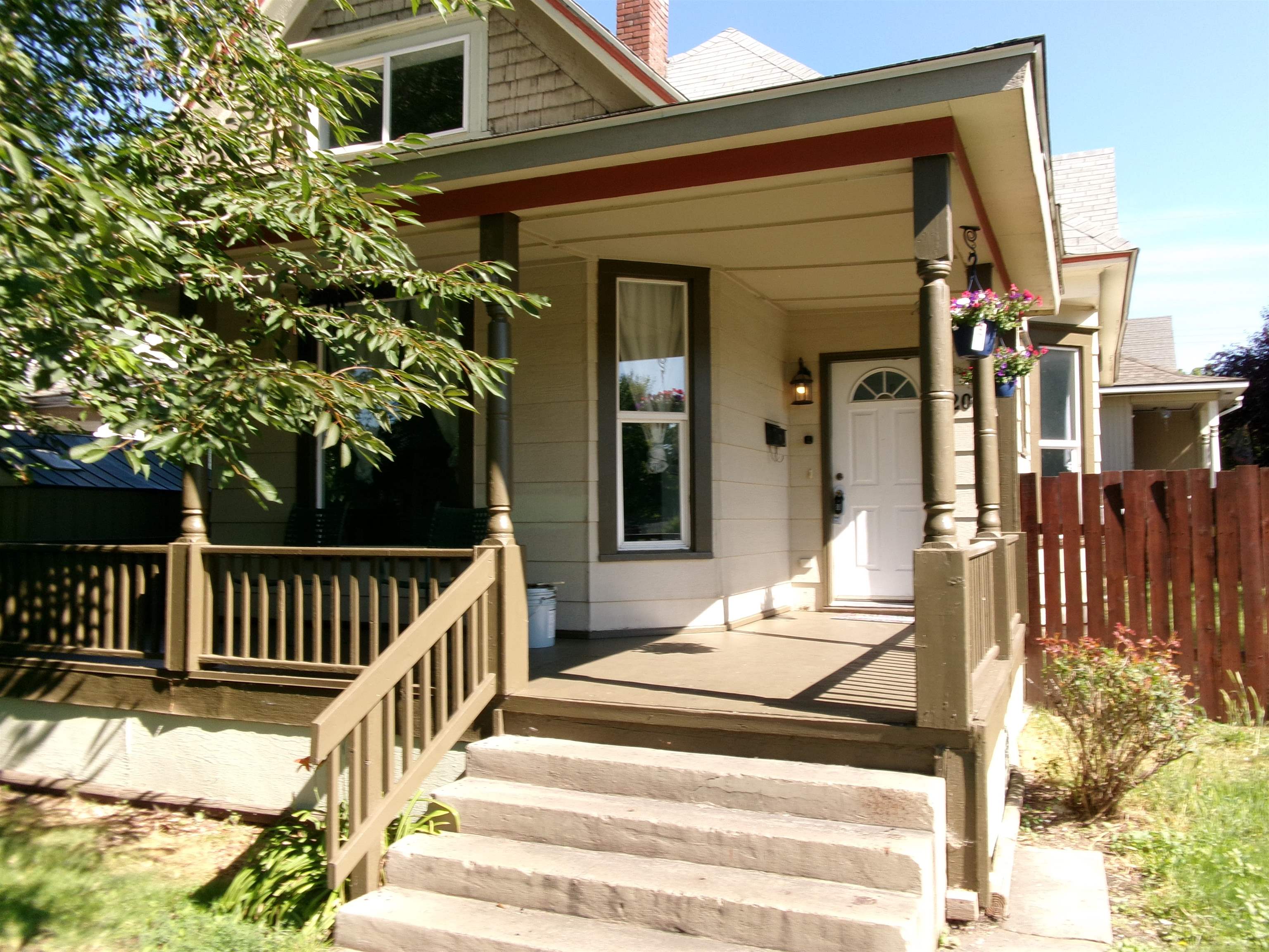 2004 West Broadway Avenue Spokane, WA 99201 - Photo 6 of 46
