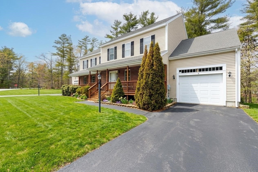 4 Justines Way, Unit 4 Middleboro, MA 02346 - Photo 2 of 23