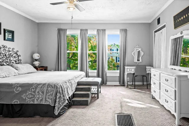 $259,500 | 202 Willard Avenue, Bloomington, IL 61701