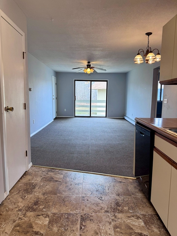 82 South Maple Street, Unit 31 Westfield, MA 01085 - Photo 4 of 9