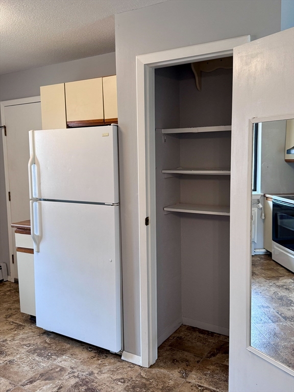 82 South Maple Street, Unit 31 Westfield, MA 01085 - Photo 5 of 9