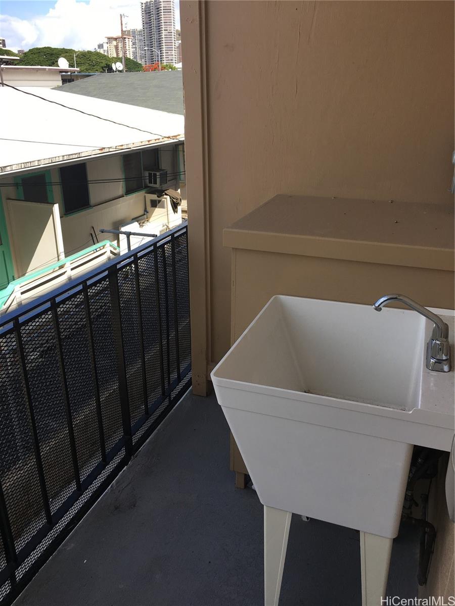 1118 Hoolai Street, Unit 201 Honolulu, HI 96814 - Photo 10 of 13