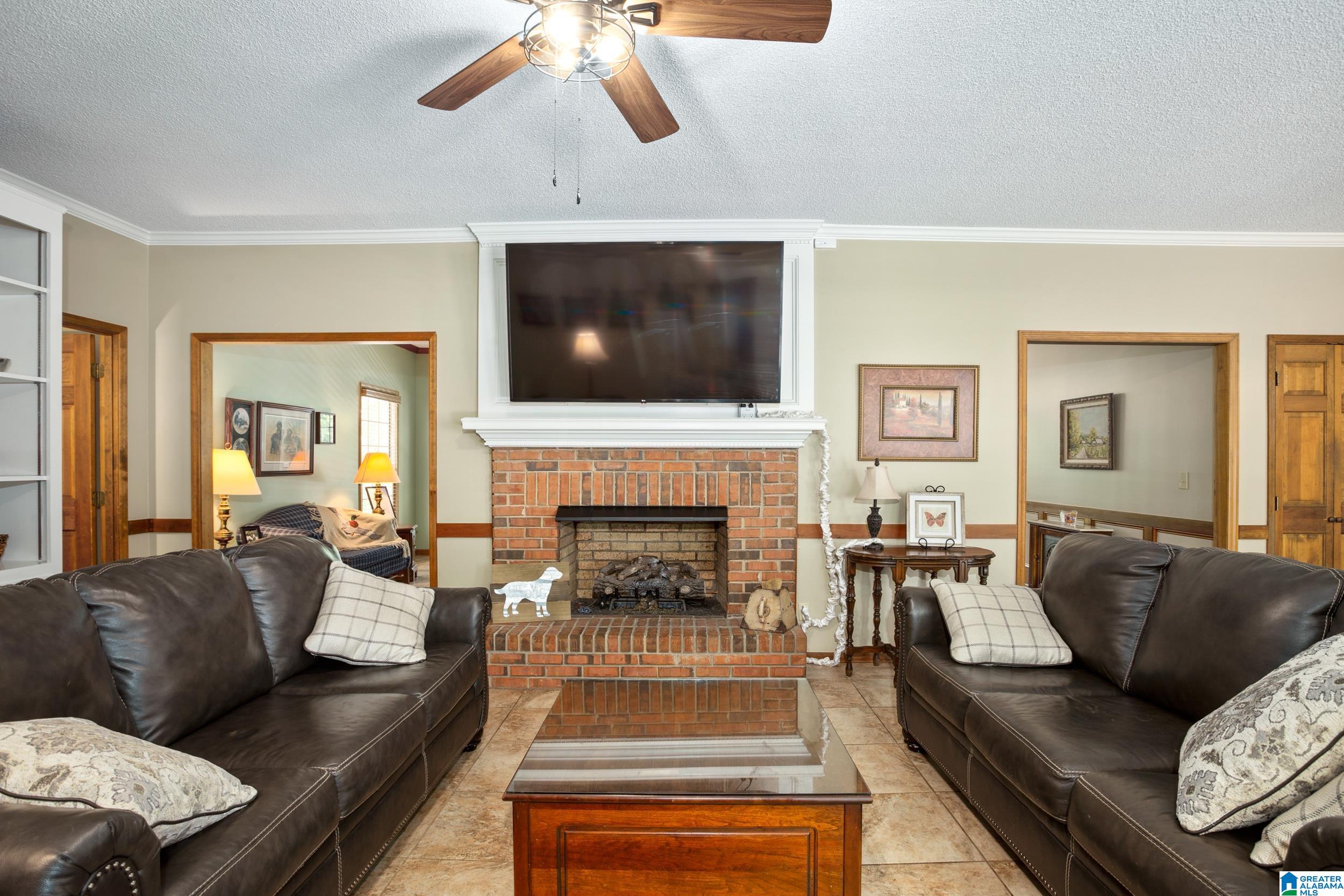 406 Laurel Springs Road Anniston, AL 36207 - Photo 4 of 53