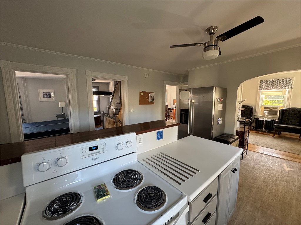 35 Brewer Street, Unit 2 Newport, RI 02840 - Photo 13 of 17