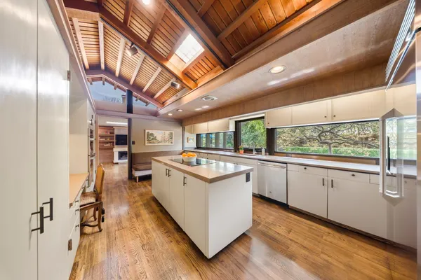 $1,100,000 | 3112 Buckingham Court, Modesto, CA 95350