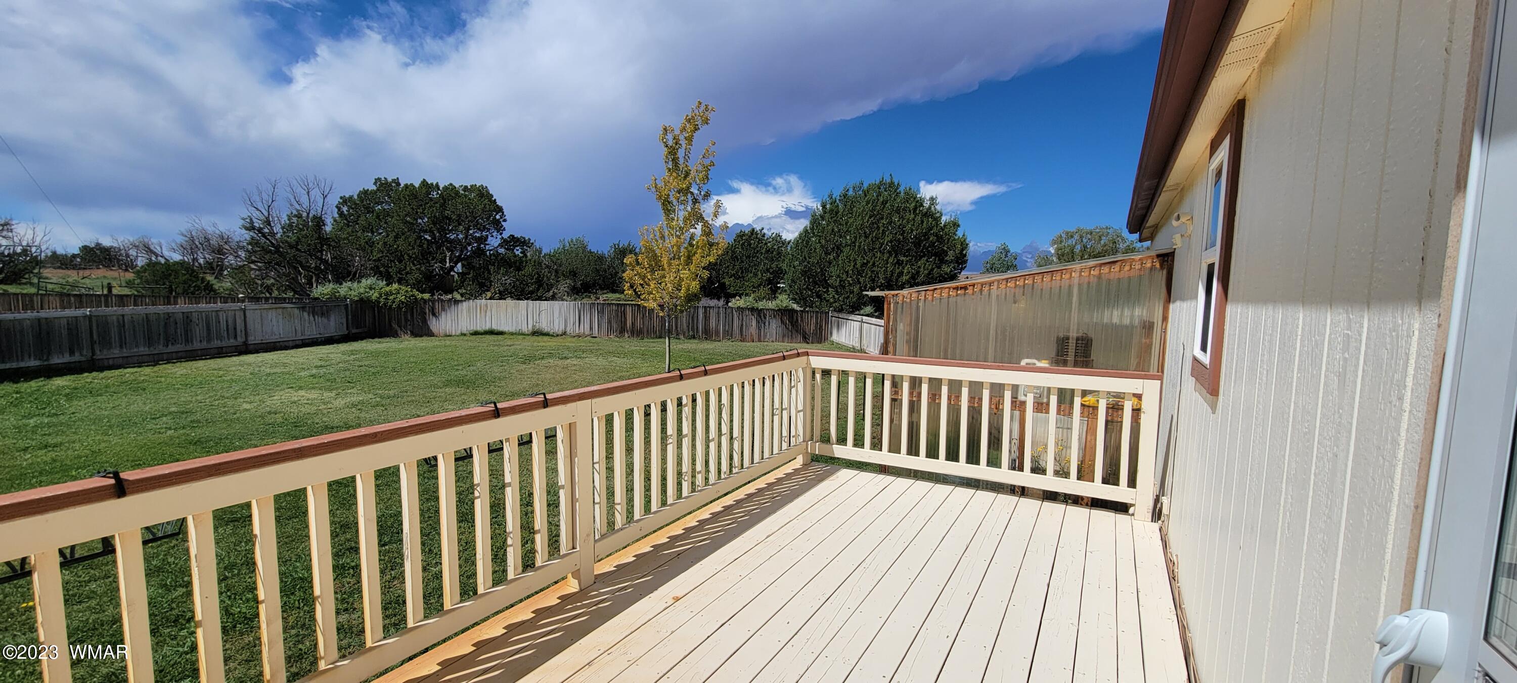 4732 Norris Road Snowflake, AZ 85937 - Photo 29 of 67 a view of a wooden deck