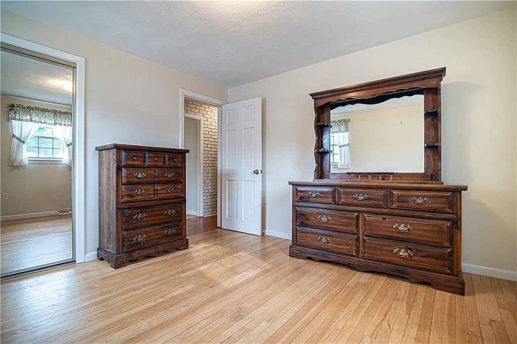 130 Kerri Lyn Road Warwick, RI 02889 - Photo 10 of 18