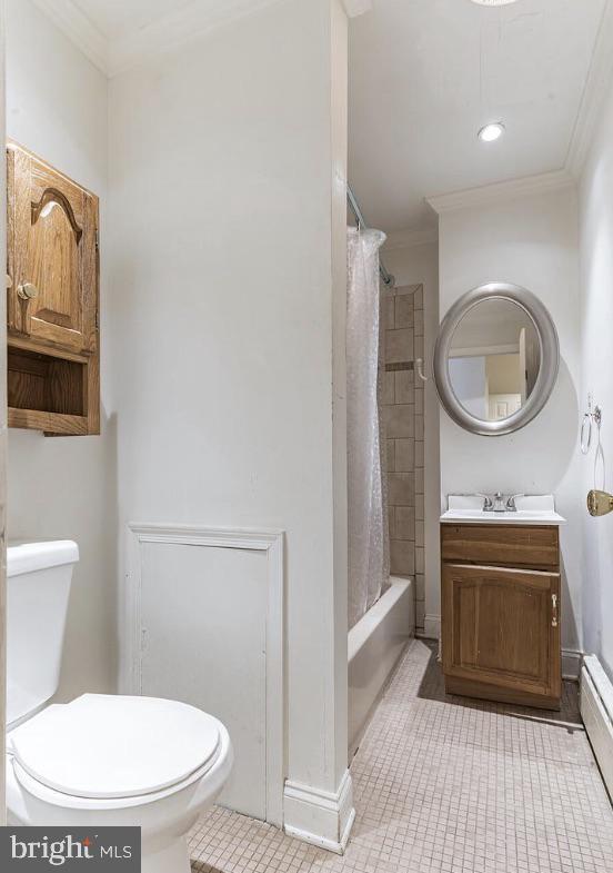 220 South 53rd Street Philadelphia, PA 19139 - Photo 13 of 15 a bathroom with a toilet a sink and mirror