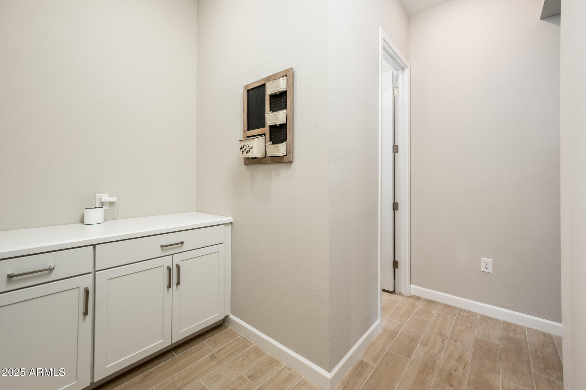 17146 North 50th Street Scottsdale, AZ 85254 - Photo 19 of 51 a bathroom with a sink and mirror