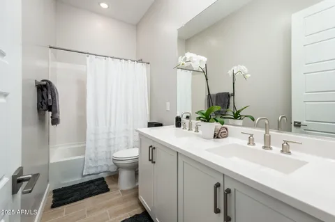 $695,000 | 17146 North 50th Street, Scottsdale, AZ 85254